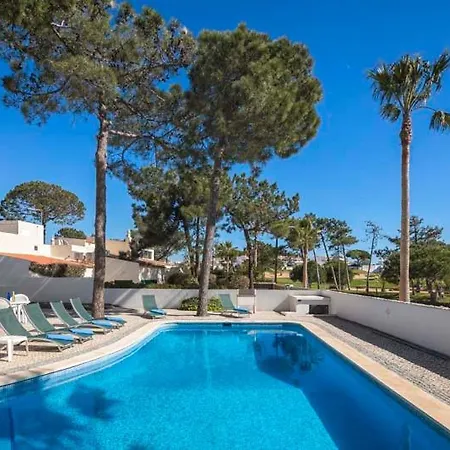 Sleeps 6 Pool Air Con T607853 * Vale do Lobo