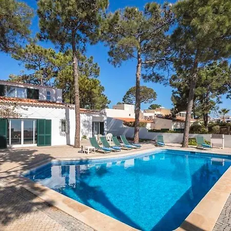 Villa Sleeps 6 Pool Air Con T607853 Vale do Lobo