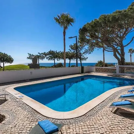 Sleeps 6 Pool Air Con T607853 * Vale do Lobo